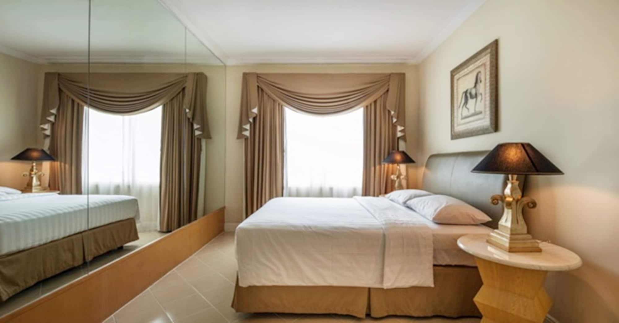 Batavia Hotel & Serviced Apartments Cakarta Dış mekan fotoğraf