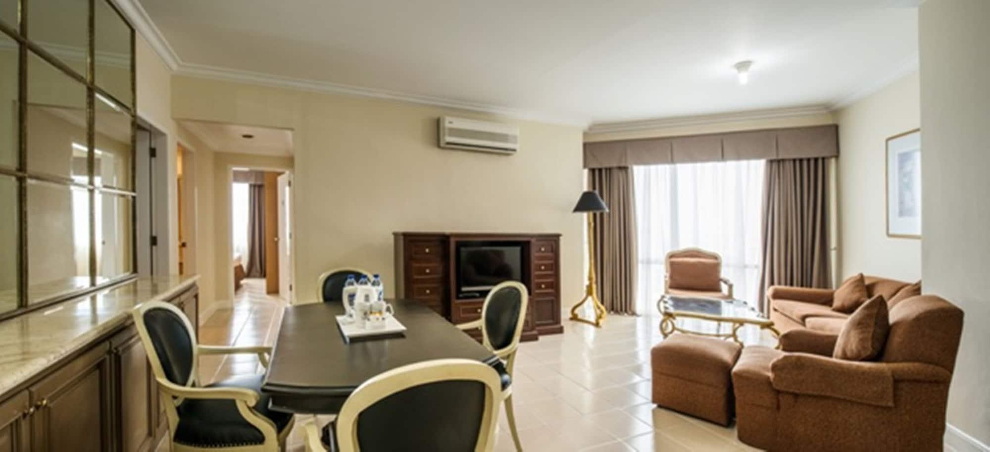 Batavia Hotel & Serviced Apartments Cakarta Dış mekan fotoğraf