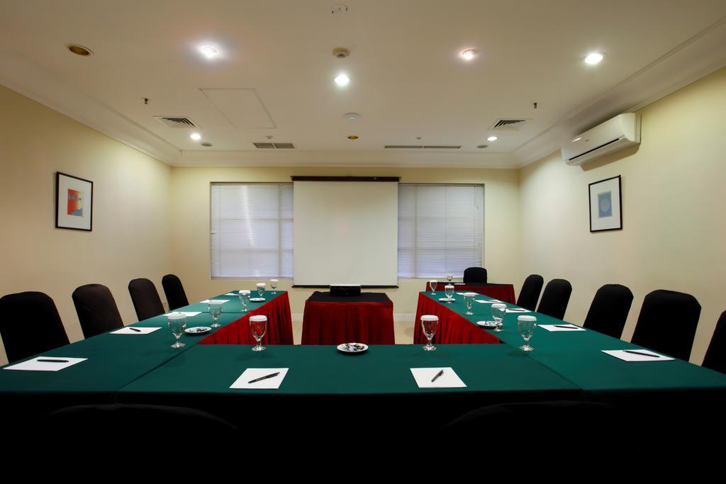 Batavia Hotel & Serviced Apartments Cakarta Dış mekan fotoğraf