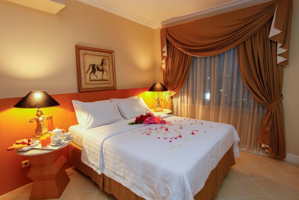 Batavia Hotel & Serviced Apartments Cakarta Dış mekan fotoğraf