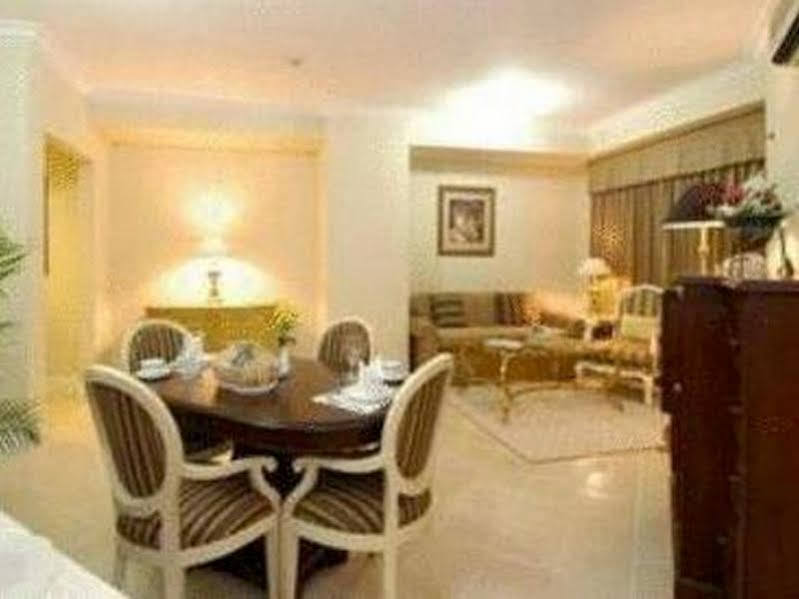 Batavia Hotel & Serviced Apartments Cakarta Dış mekan fotoğraf